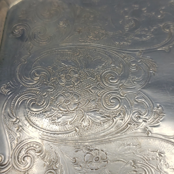 Vintage WM A Rogers Silver Plate Vanity Tray Dish - Picture 2 of 5